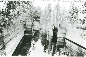 canal-lock-southgate